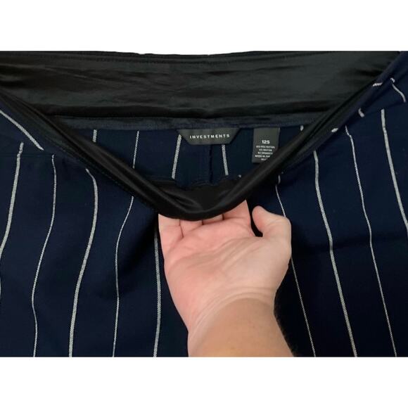 Investments Women's Navy W/White Stripes Soft Stretchy Capri Career Pants SZ 12S - Picture 3 of 7